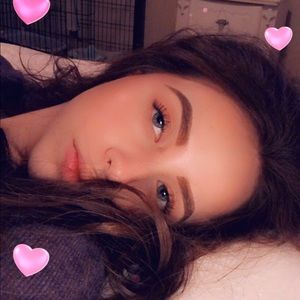 Meet your Posher, Adriana